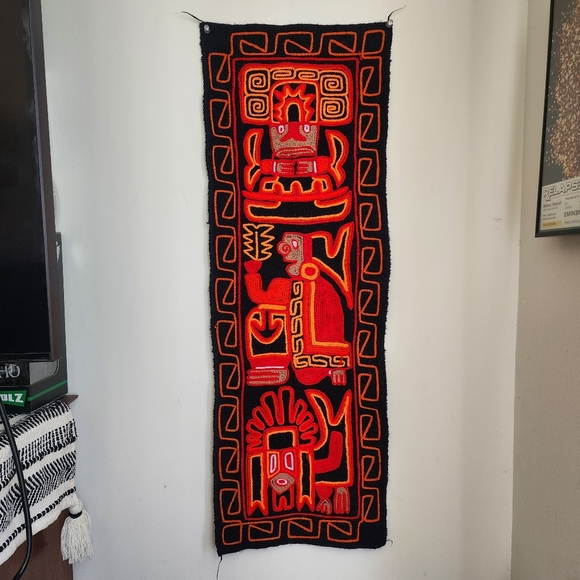 Vintage Embroidered In Red Peruvian Inca Wall Hanging Tapestry Folk Art - Picture 5 of 8